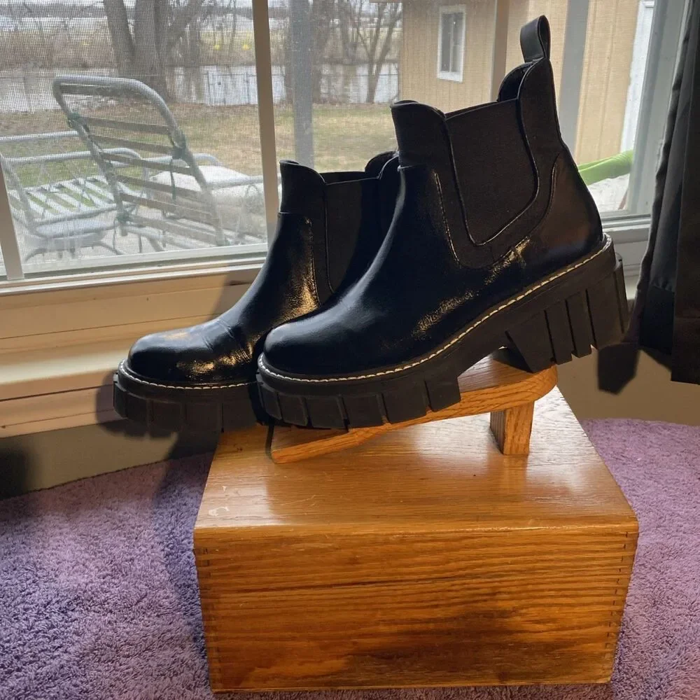 BCBG Women's Ulysa Platform Boots‎ Black  Platform Boots Size 7m BCBGeneration